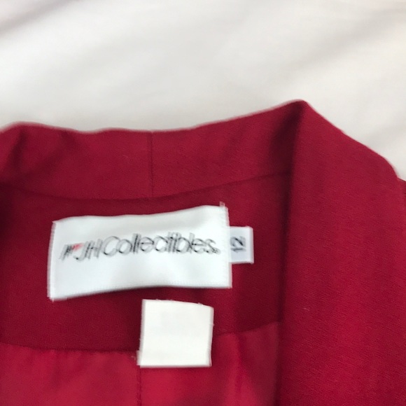 Woman’s wool pants suit - Picture 3 of 5